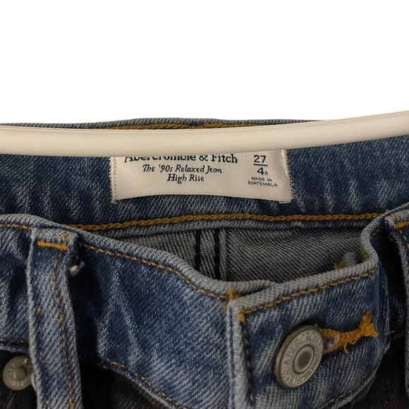 Abercrombie High Rise 90s Relaxed Jeans Black with Medium Waistband 27/4 - Picture 8 of 11